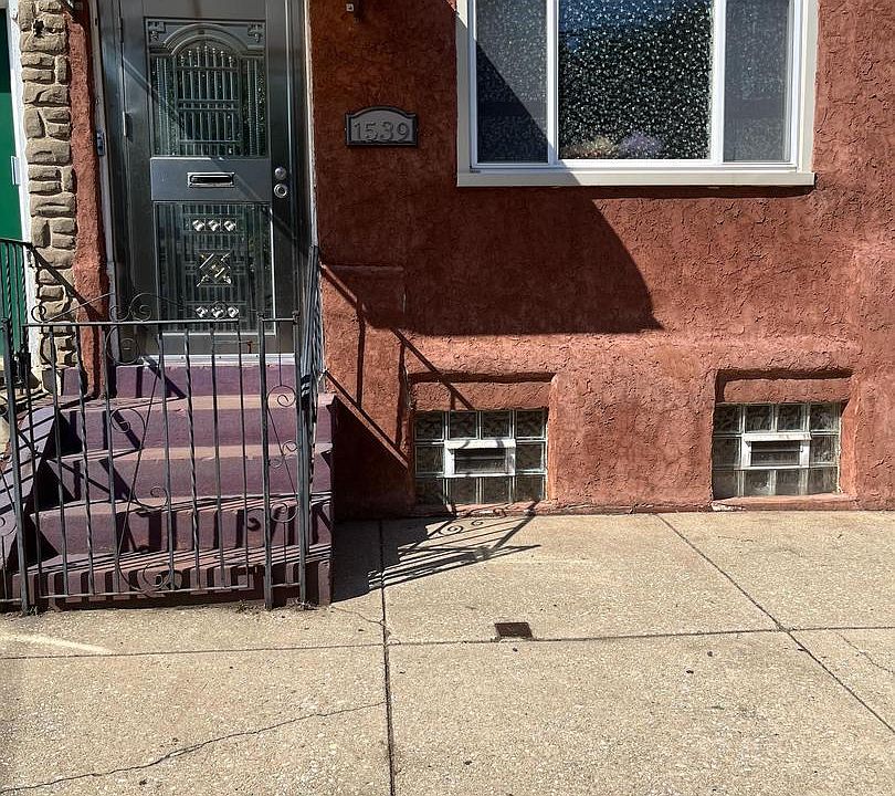 1st image of 1539 W Thompson St