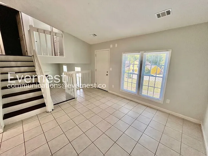 1373 Mill Lake Cir — Photo 10