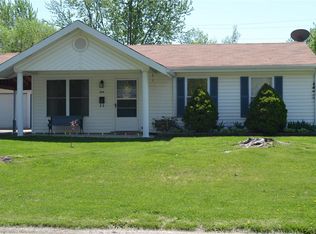 404 Allen Dr, O'Fallon, MO 63366