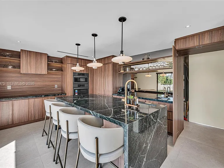 1170 S Biscayne Point Rd — Photo 6