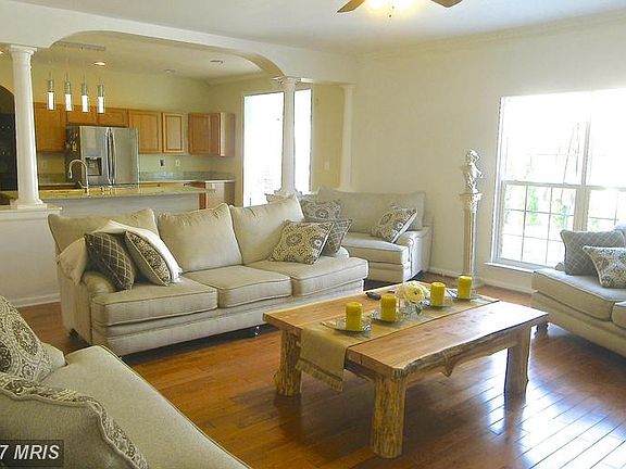 2nd image of 1835 Gold Finch Dr