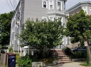32 Francis St, Everett, MA 02149
