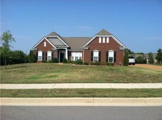 101 N Dames Ave, Gallatin, TN 37066