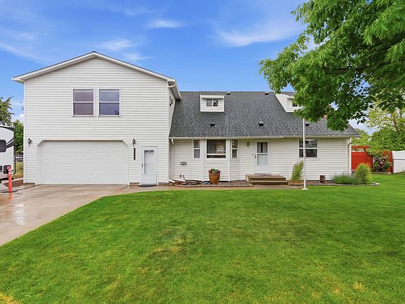 2nd image of 26821 E Eastland Ave