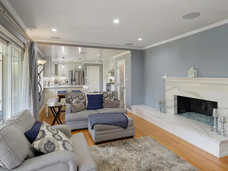 142 W Santa Anita Ter — Photo 12