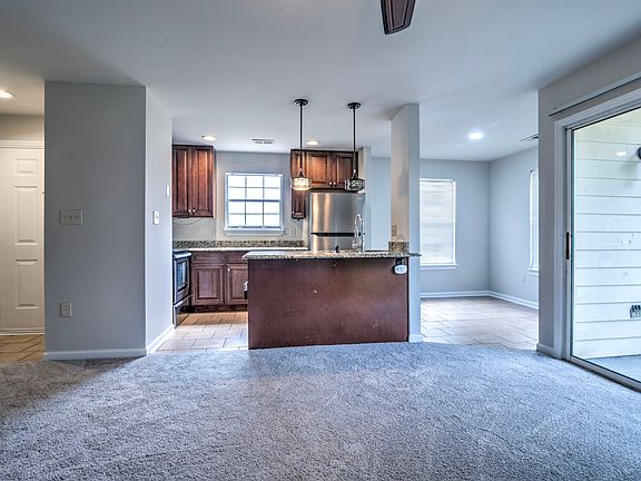 5th image of 8115 Tremaine Ct APT A