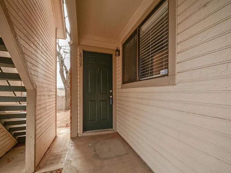 2500 Burleson Rd #609 — Photo 16