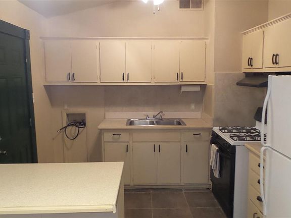 3rd image of 1866 S Dennison St