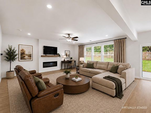 4th image of 550 Griffon Dr
