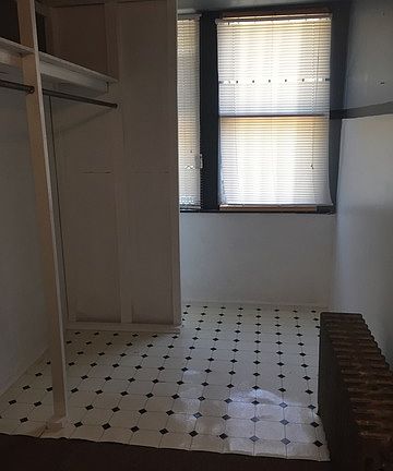 5th image of 5614 S Artesian Ave