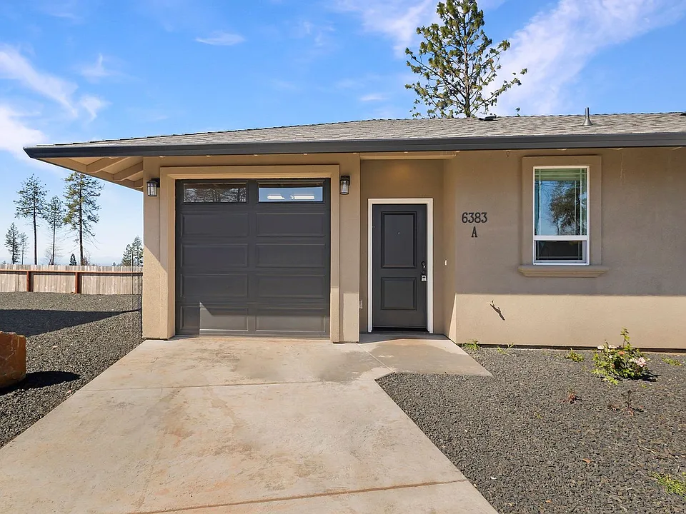 6377-6387 Oak Way
