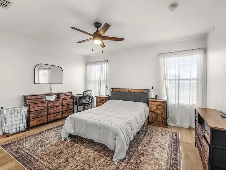 497 Brookbank Dr — Photo 3