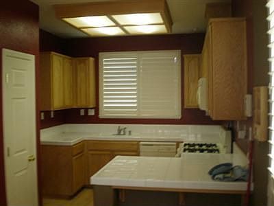 3rd image of 1802 Hardy Dr
