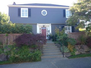 3717 41st Ave NE, Seattle, WA 98105