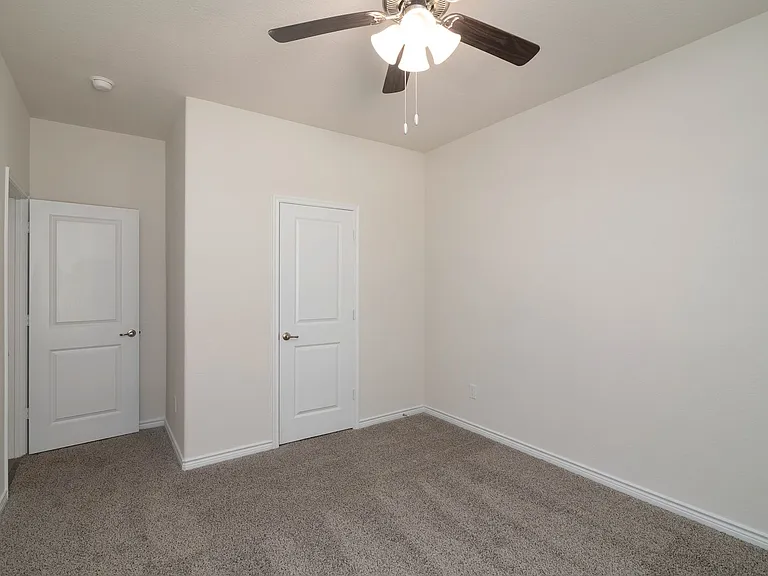 229 Tate Ln — Photo 22