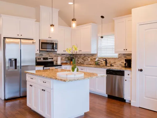 2008 Hill Crest Ct, Weatherford, TX 76086