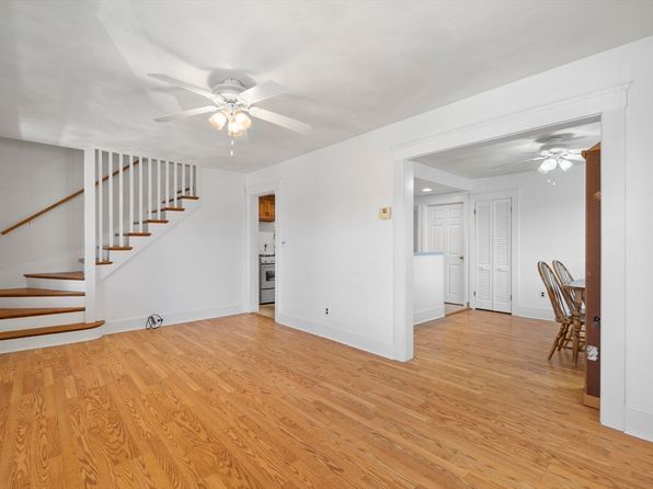 1156 Salem St, Malden, MA 02148