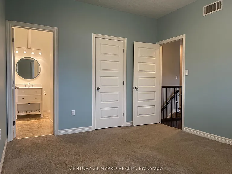 1005 Oakcrossing Gate — Photo 22