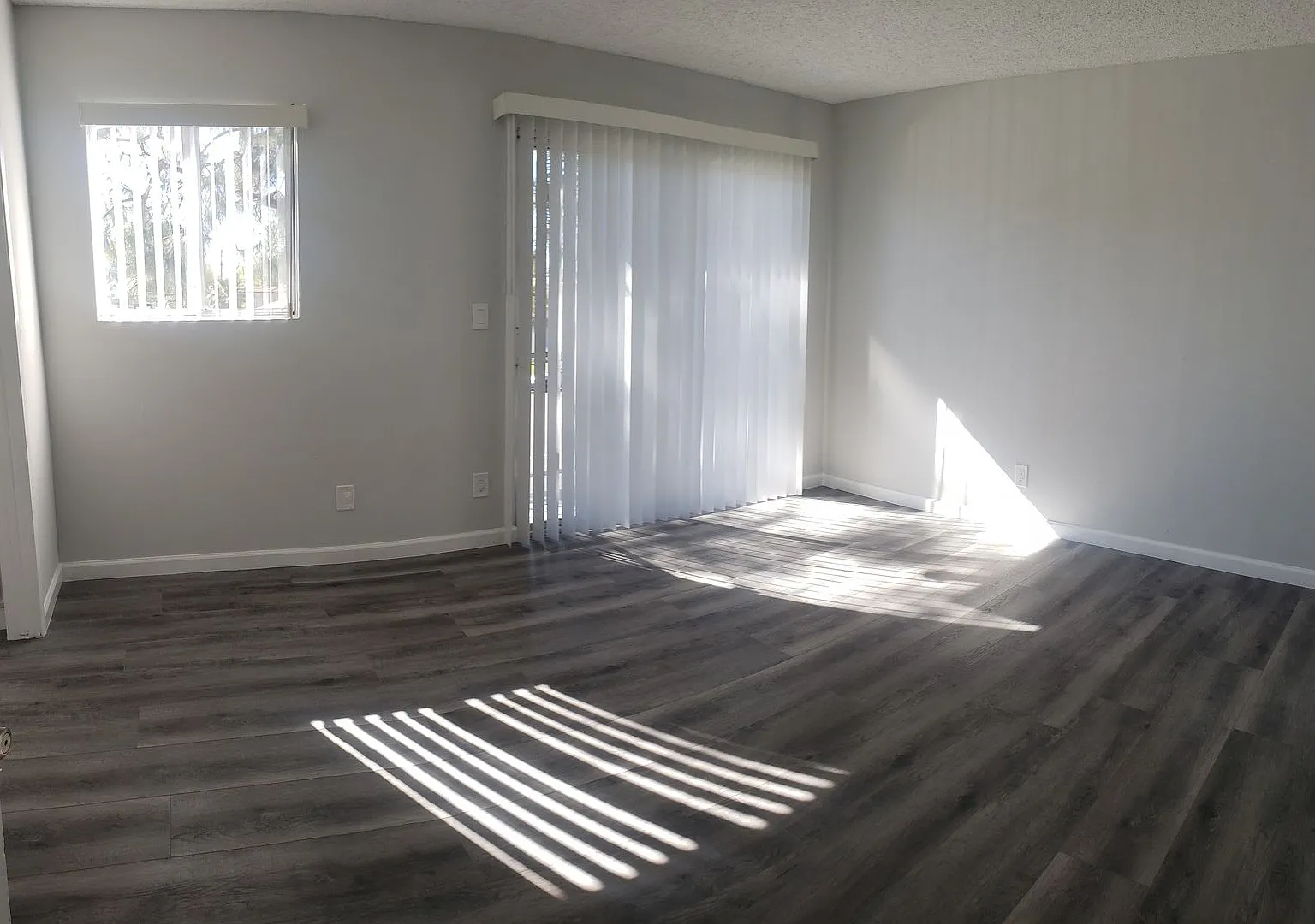 Granada Court — Photo 3