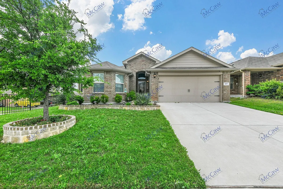Building Photo - 601 Gin Lake Trl