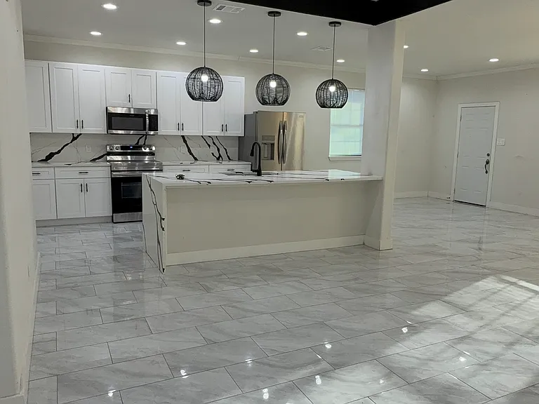 6189 Road 5503 — Photo 2