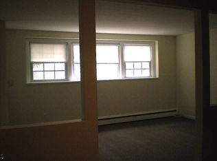 4 Highland St APT 1, Pawtucket, RI 02860