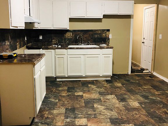 5th image of 8320 E 42nd St