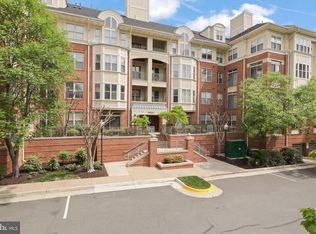 1860 Stratford Park Pl APT 205, Reston, VA 20190