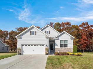 105 Laquinta Dr, Egg Harbor Township, NJ 08234