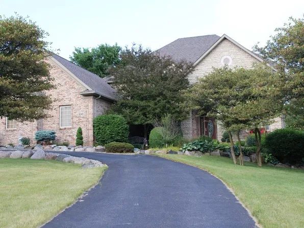 3045 Shyre Ln, Davison, MI 48423