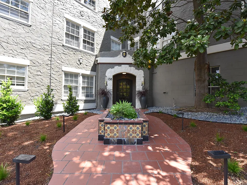 138 Monte Cresta Ave.