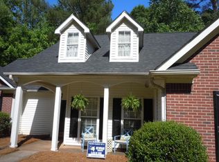 195 Inland Cir, Newnan, GA 30263