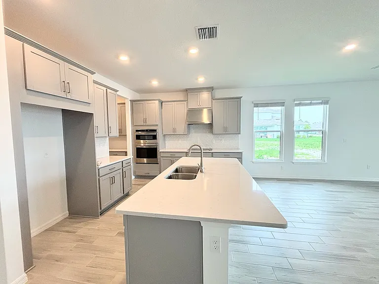 9299 SW Lorenzo Way — Photo 13