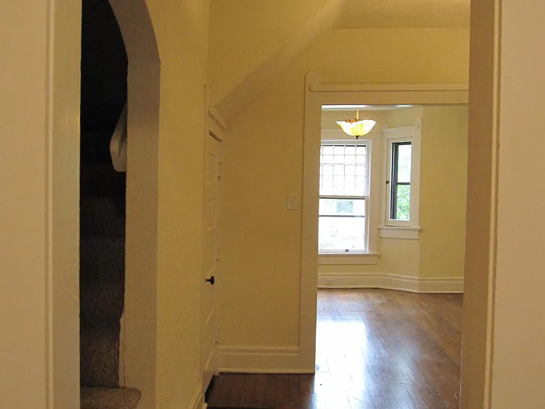 429 Spring St — Photo 4