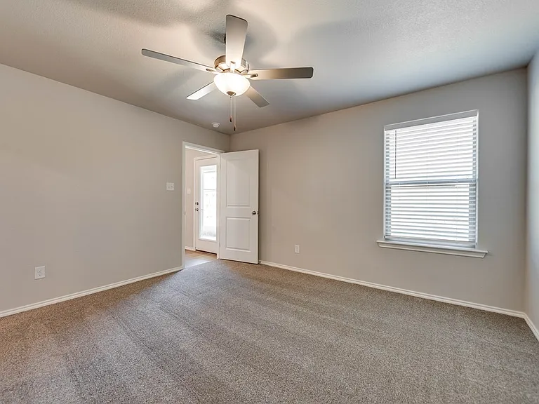 8209 E County Road 111 — Photo 12