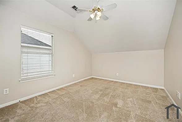 1650 Meadows Ave — Photo 20
