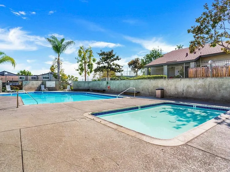 5073 La Cuenta Dr — Photo 16
