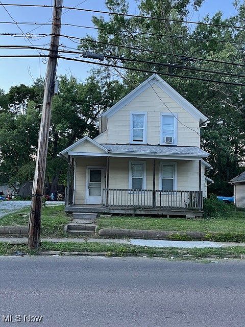 1st image of 289 E Thornton St
