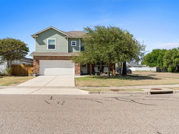 2007 Bay Breeze Dr, Portland, TX 78374