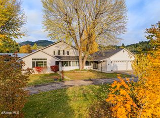 10 Lewiston Ave, Pinehurst, ID 83850