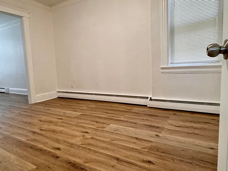 181 Princeton Ave — Photo 10