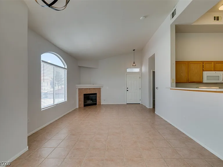 700 Carnegie St #421 — Photo 19