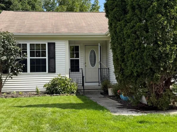 2396 Yagger Bay Dr, Hilliard, OH 43026
