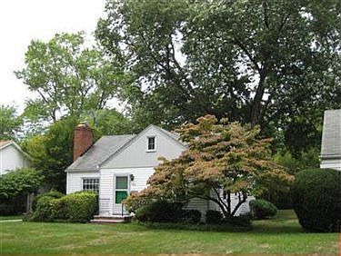 1st image of 7362 Presley Ave