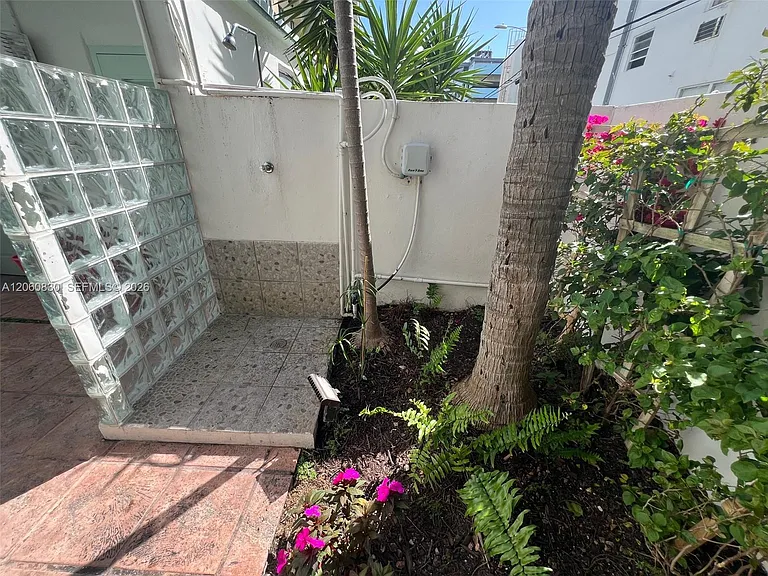 1390 Ocean Dr #101 — Photo 33