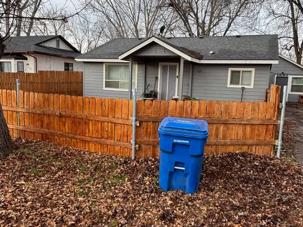 121 W Park Ave, New Plymouth, ID 83655