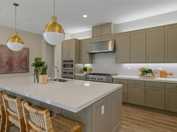 29400 Via Destello, Valencia, CA 91354