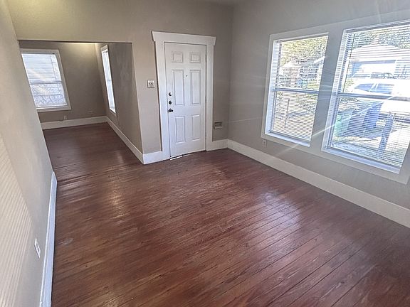 3rd image of 1422 Hays St