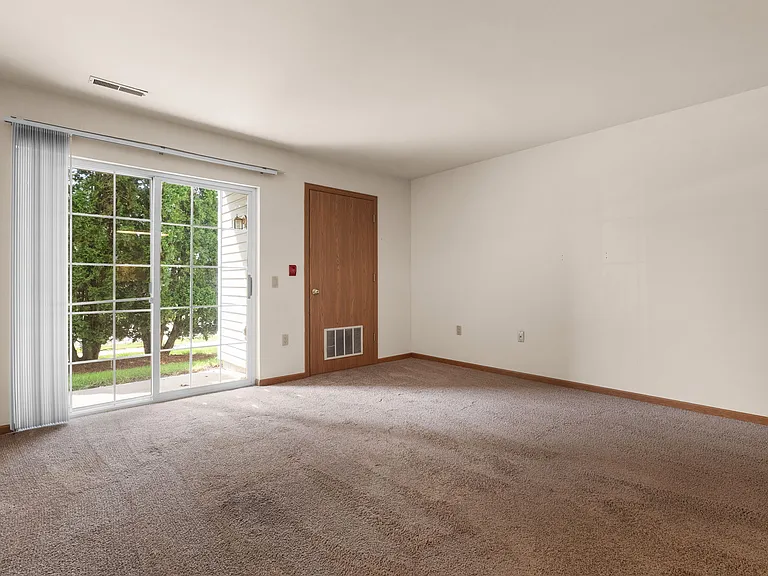 3217 Stonecreek Dr #4 — Photo 2