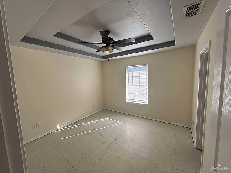 209 N Bluebonnet St — Photo 16
